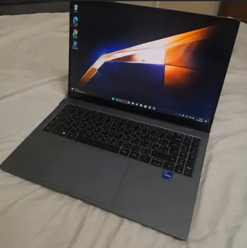 Samsung Galaxy Book4 - Intel Core i7