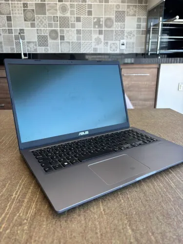 ASUS X515J