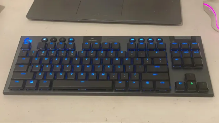 Teclado g915 tkl