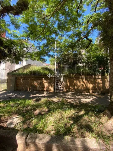 Terreno à venda no bairro Chácara das Pedras, com 40 m² de área útil.