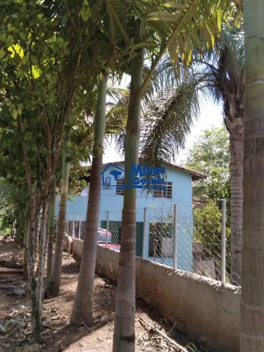 Chácara à Venda em Paraibuna - Bairro Colinas - 2 Terrenos (2.261m²) com Sobrado e Estrutu