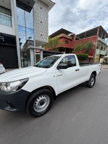 Imagem de Toyota Hilux CS 4X4 2.8 TDI Diesel Mec. 2023