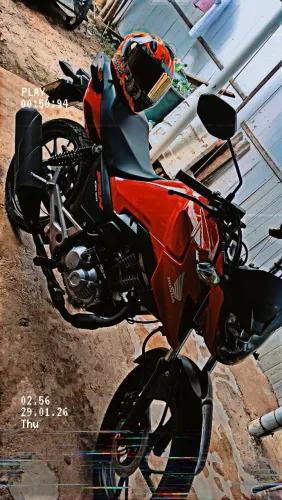Fan 160 2025,,,troco em carro