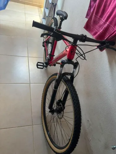 Bicicleta Absolute Nero Aro 29 - Vermelha