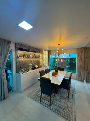 Casa com 01 Suíte + 02 Dormitórios no Condomínio Caledônia