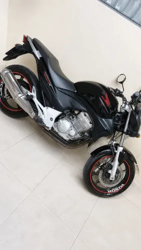 Moto CB 300R valor: 10.000,00