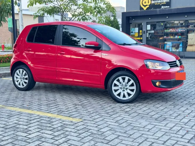 Volkswagen Fox 1.6 MI Total Flex 8V 5P 2013