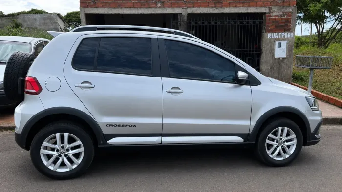 Volkswagen Crossfox 1.6 T. Flex 16V 5P 2015
