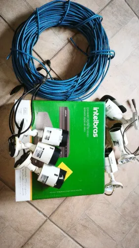 Câmeras e DVR Intelbras 