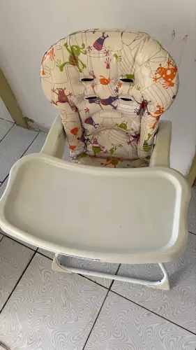 Cadeira de Alimentação Infantil