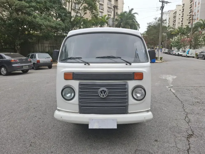 Volkswagen Kombi Furgão 1.4 MI Total Flex 8V 2014