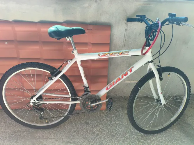 Bicicleta em estado de nova