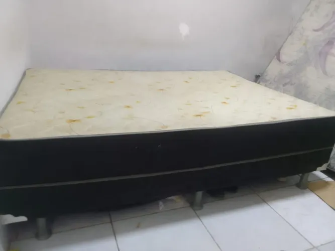 Cama box casal com colchão perfeito uso