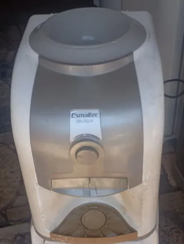 Gelágua Esmaltec