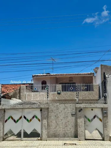 Excelente casa ampla no bairro da Ponta grossa.