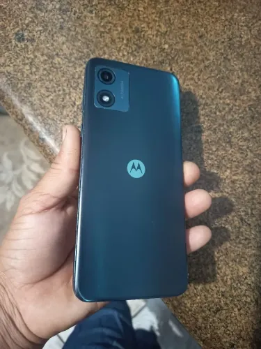 Motorola E13 