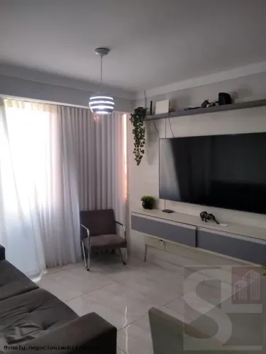Apartamento para Venda em Uberlândia, Jardim Botânico, 3 dormitórios, 2 suítes, 2 banheiro