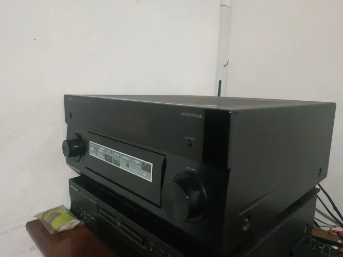 Yamaha RX-A3070 receiver 150 watts canal 