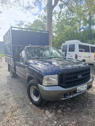 Ford F 350 Carroceria mais Boiadeira