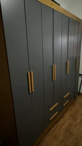 Guarda roupa casal 8 portas e 4 gavetas - 5 meses de uso (perfeito estado)