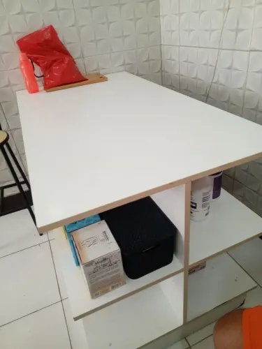 Mesa Ilha Loja