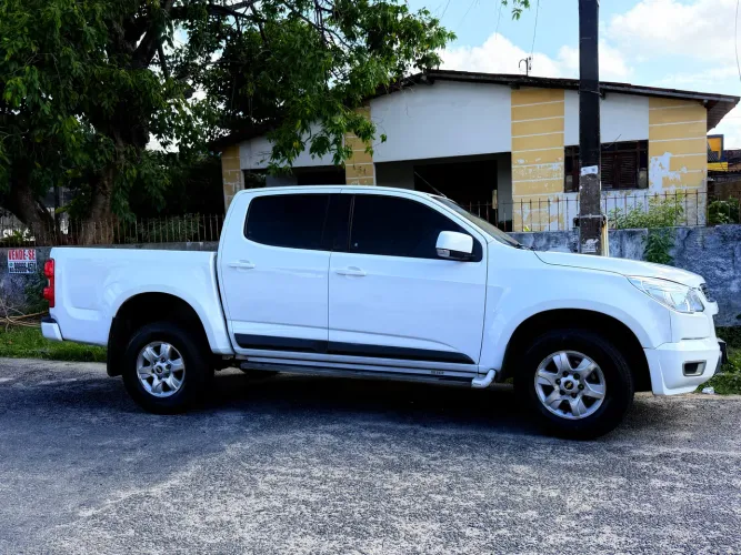 Chevrolet S10 Pick-up LT 2.8 TDI 4X2 CD Diesel 2013