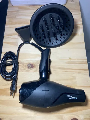 Secador de cabelo Taiff 220v com difusor cachos