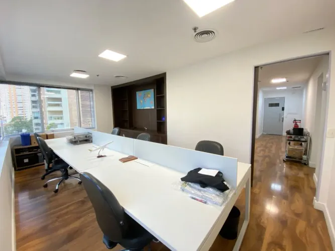 Conjunto para alugar, 66 m² por R$ 8.523,96/mês - Brooklin - São Paulo/SP
