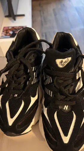 tênis new balance 9060 número 34
