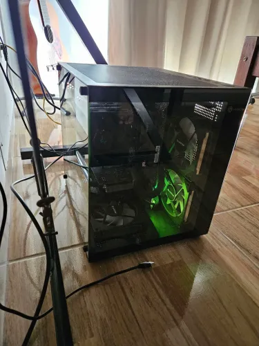PC Gamer Ryzen 7 5700x + RX 6600 + 32GB RAM + SSD 1TB + Controle GameSir