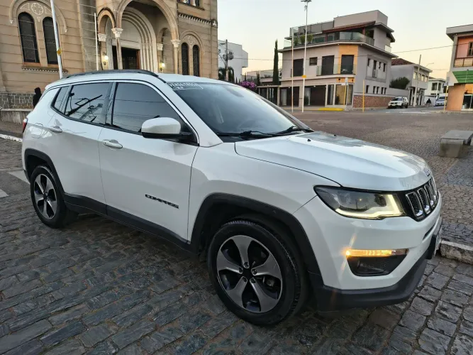 Jeep Compass Longitude 2.0 4X2 Flex 16V Aut. 2017
