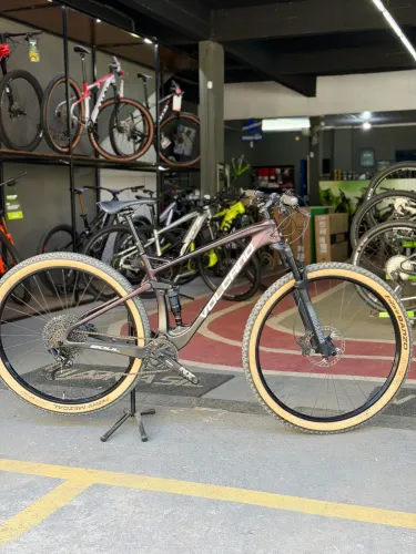 Bike Soul Volcano Carbon