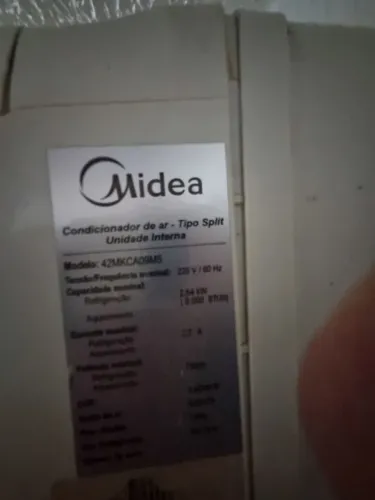 AR CONDICIONADO MUITO BOM 9 MIL