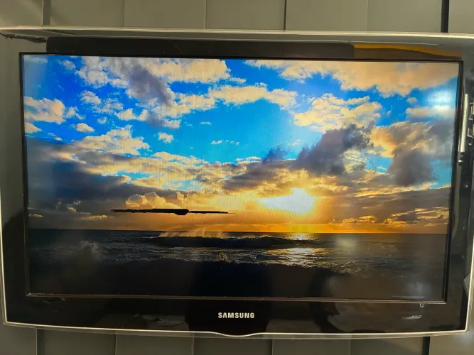 TV Samsung 32? + Chromecast com Google TV