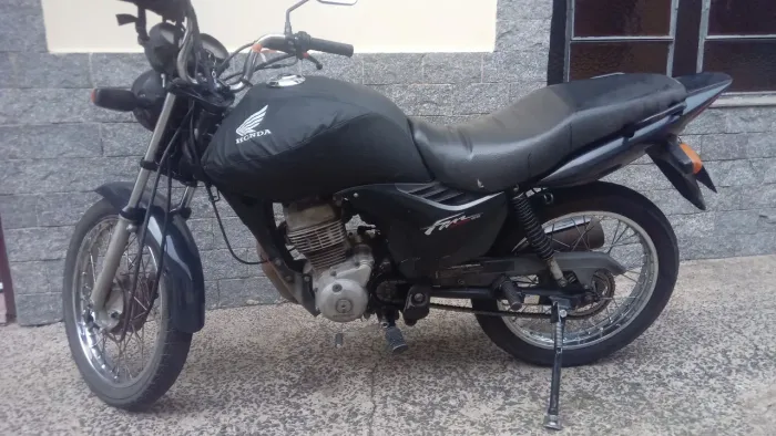 Vendo Fan 125 partida elétrica
