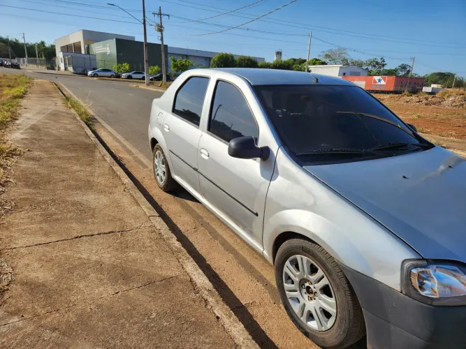 Renault Logan Expres./exp. UP Hi-flex 1.0 16V 4P 2010
