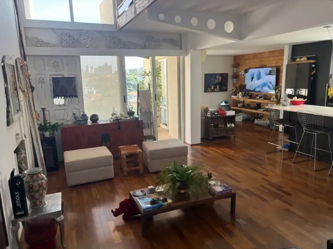 Duplex para aluguel e venda tem 115 metros quadrados com 2 quartos em Vila Madalena - São