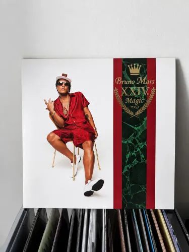 LP Bruno Mars - 24 K Magic- Vinil 180g preto