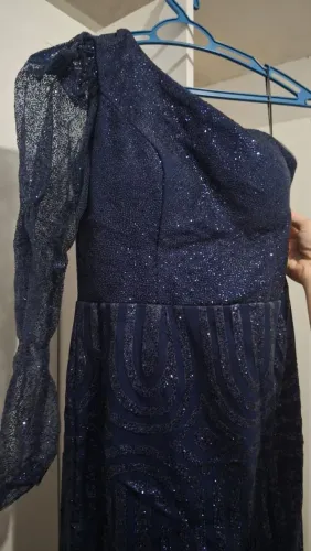 Vestido azul marinho