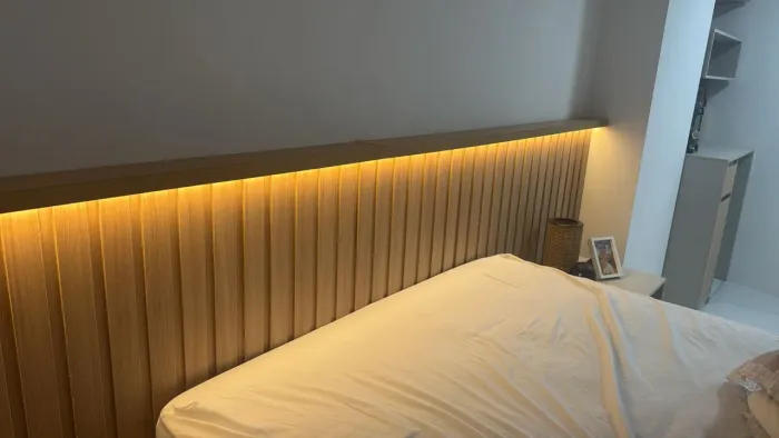 Vendo painel painel de TV e Cama