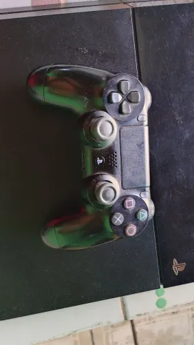 Vendo ou Troco Play 4