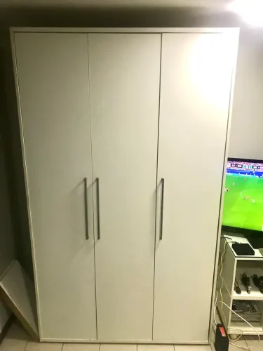 Guarda-roupas Bravo Branco - Excelente capacidade de armazenamento
