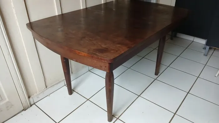 Moveis antigos em madeira nobre