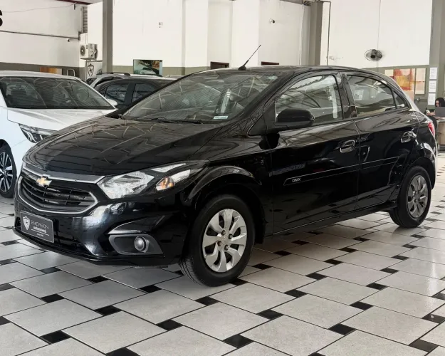 Chevrolet Onix Hatch LT 1.0 8V Flex Mec. 4P 2018