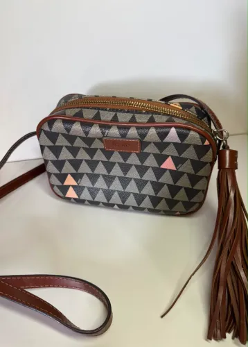 Bolsa Schutz triangle