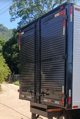 Baú de três quartos