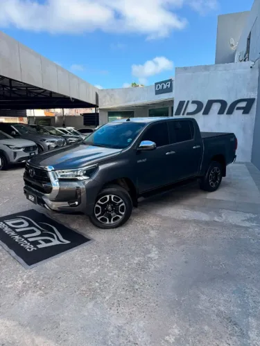 Toyota Hilux CD SRX 4X4 2.8 TDI 16V Diesel Aut. 2024