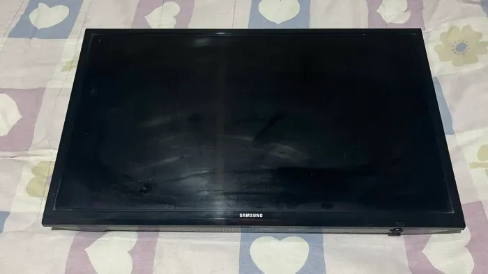 TV SAMSUNG 32 POLEGADAS (NÃO É SMART)