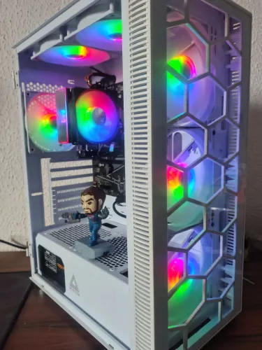 Gabinete gamer Ryzen 5 16 gbs fonte 500w