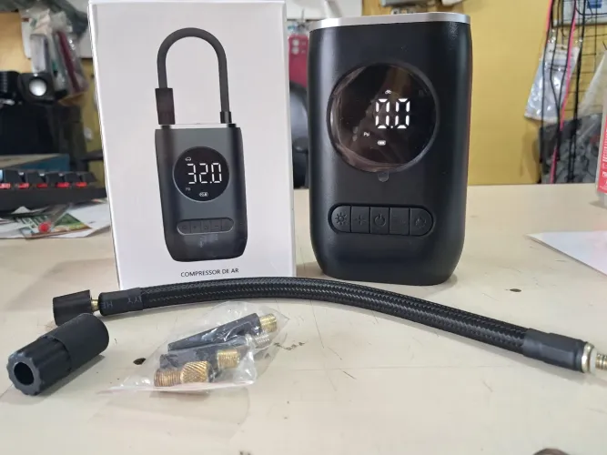 Compressor de ar portátil